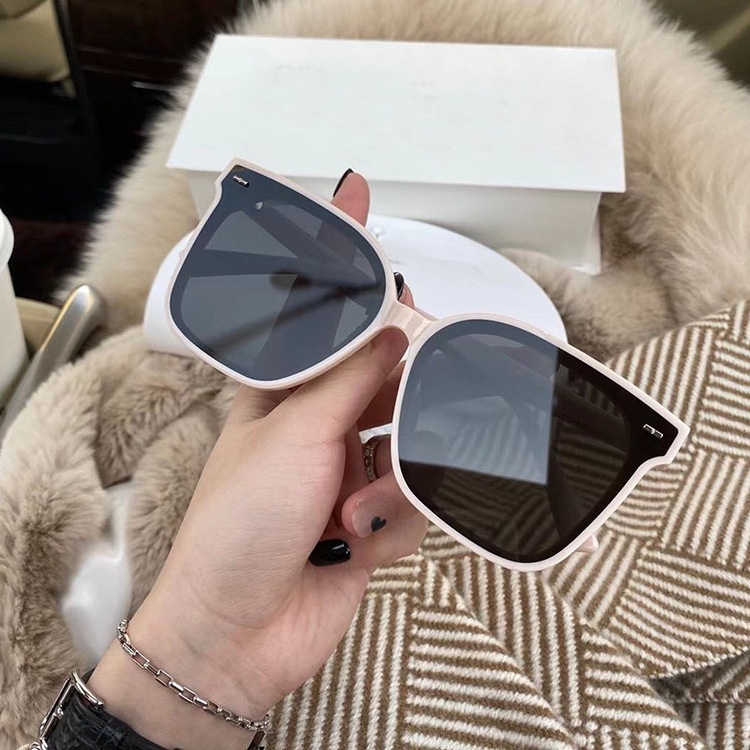 Kính Mát Gọng Vuông Phong Cách Cổ Điển Thời Trang Cho Nữ