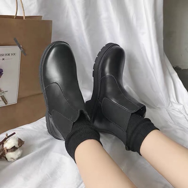 ORDER GIÀY BOOTS ĐEN QUẢNG CHÂU (KÈM HÌNH THẬT)