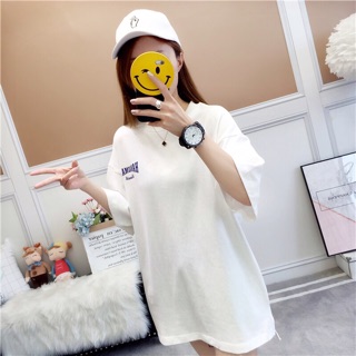 Áo thun tay lỡ form rộng