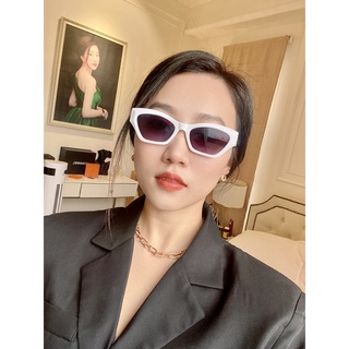 Kính thương hiệu cao cấp