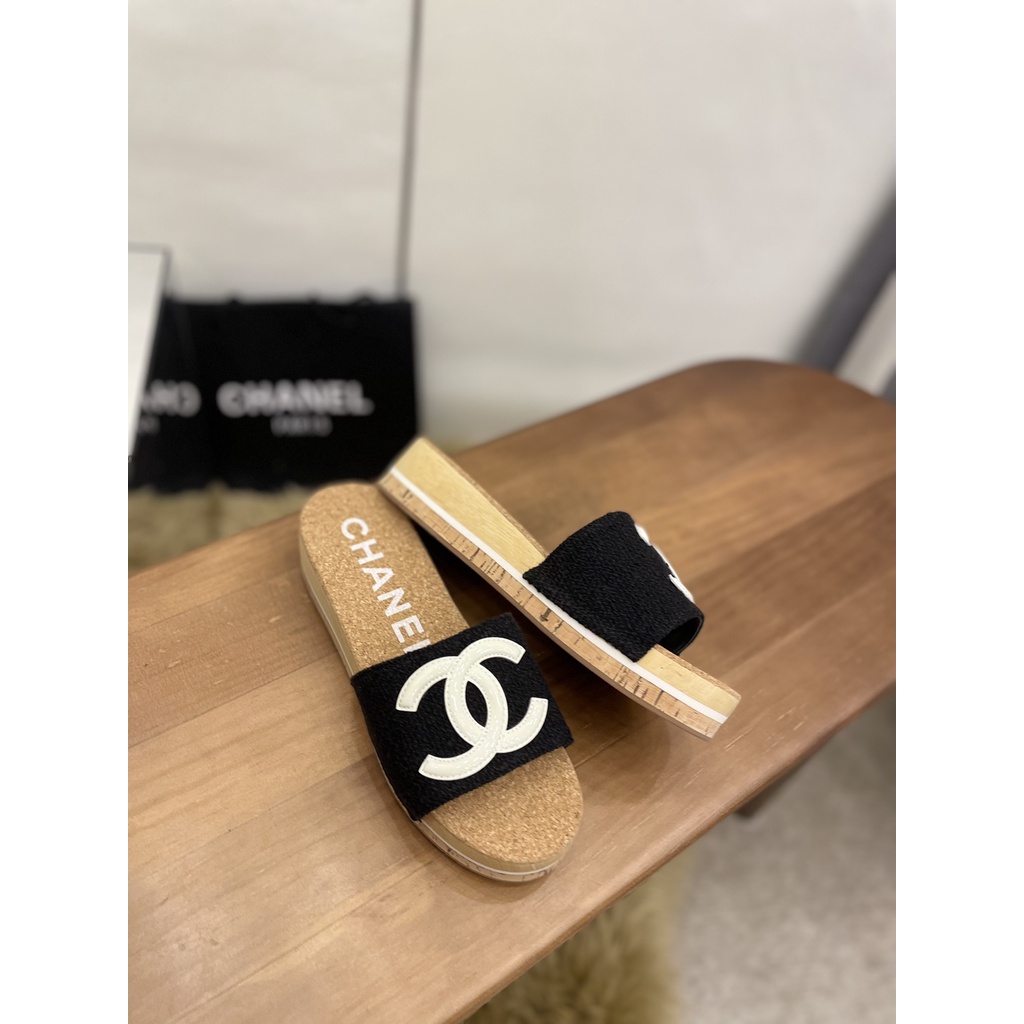 Dép quai ngang nữ thời trang cao cấp 𝘾𝙝𝙖𝙣𝙚𝙡 𝘾𝙝𝙖𝙣n𝙚𝙡 CN phong cách trẻ trung, cá tính