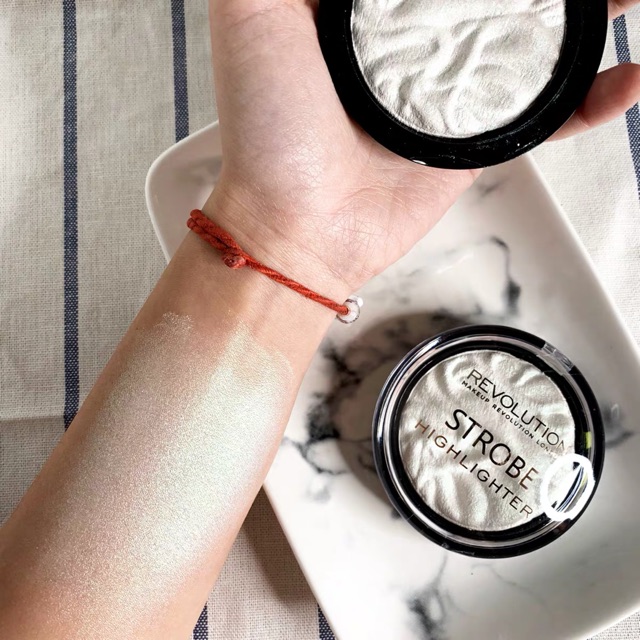 Revolution// Bắt sáng revolution （northern lights/ magnitude) | BigBuy360 - bigbuy360.vn