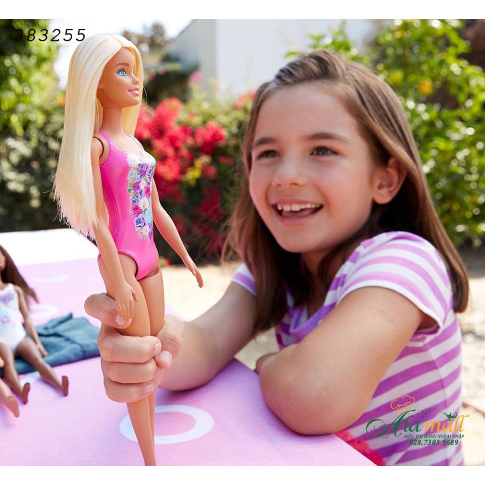 Búp bê Barbie Doll