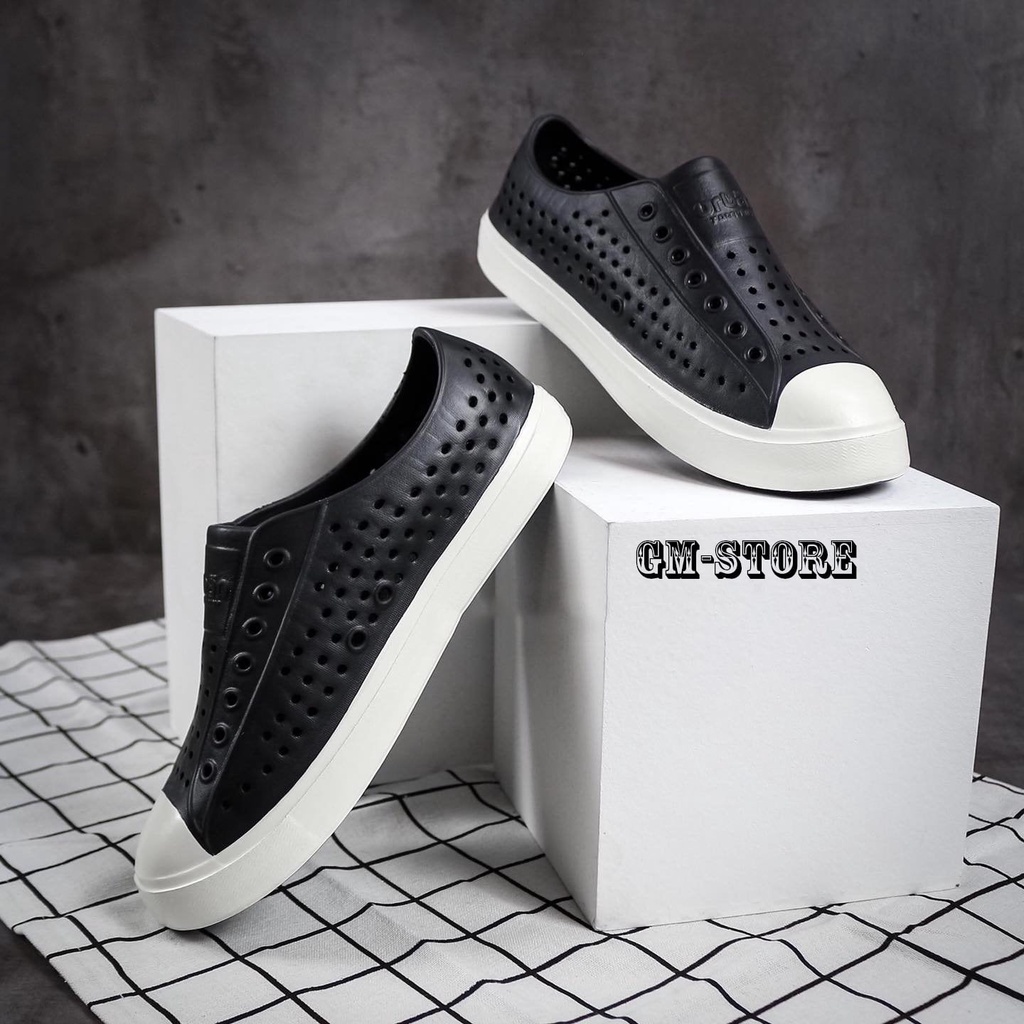 Giày nhựa siêu nhẹ URBAN chính hãng