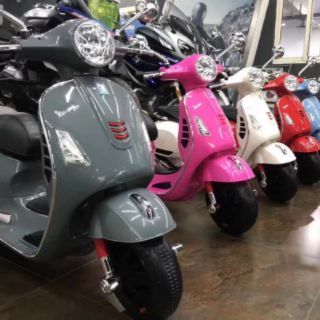Xe máy điện trẻ em Vespa