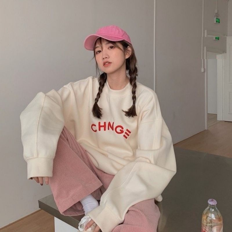 Áo hoodie nữ form rộng nỉ dày in chữ không mũ KOKOS, áo sweater form rộng tay bồng nữ, chất nỉ bông dày dặn | BigBuy360 - bigbuy360.vn