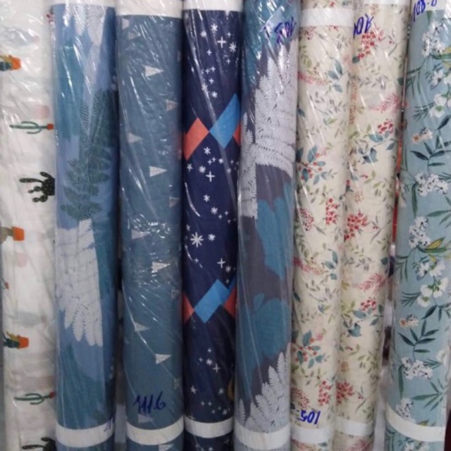 Chuyên cung cấp sỉ lẻ vải thô lụa may chăn ga. Hàng cam kết chuẩn Hàn Quốc 100% cotton ko pha nilon.