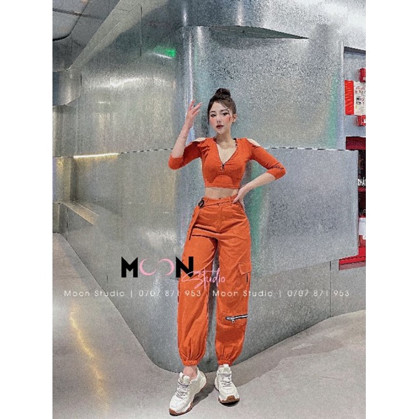 Set áo croptop + quần jogger túi hộp màu cam cá tính