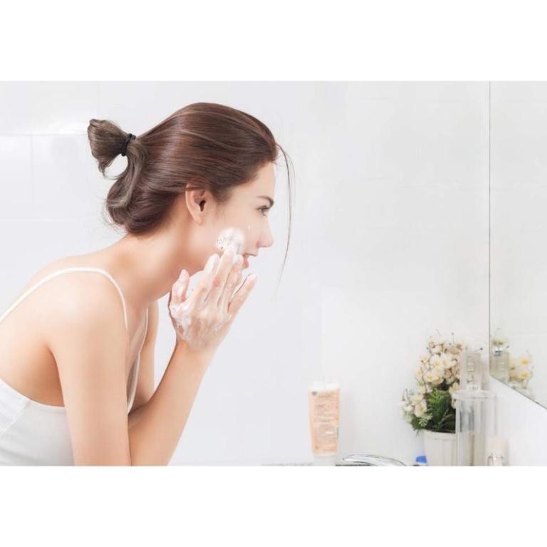 [Kiehl’s Chính Hãng]Sữa Rửa Mặt Tạo Bọt Dịu Nhẹ Ultra Facial Cleanser 150ml - Hàng Chính Hãng