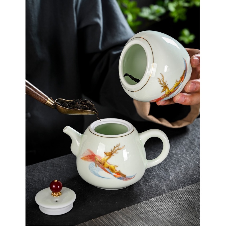 Hũ, Bình đựng trà bằng sứ trắng thanh khiết