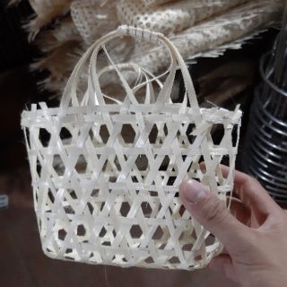 Giỏ đựng trứng (100c )