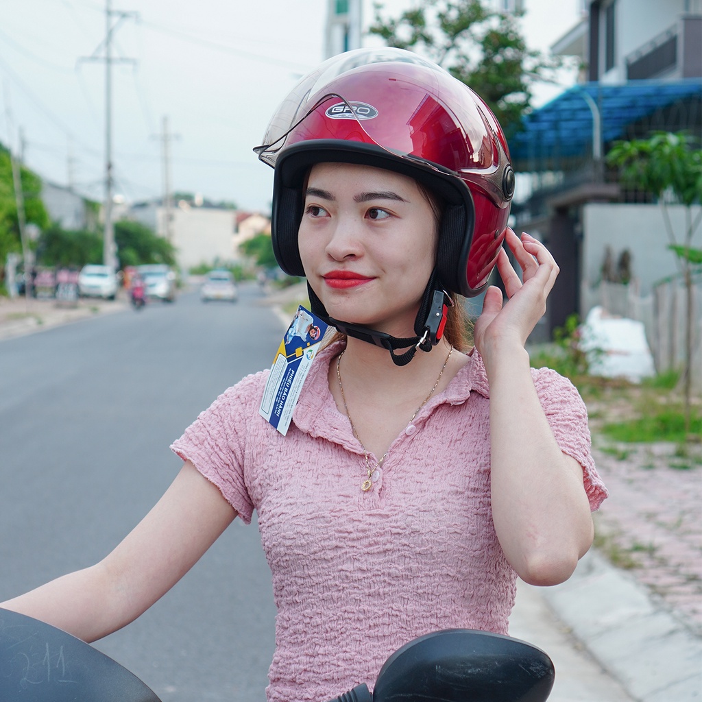 Mũ Bảo Hiểm 3/4 đầu GRO Helmet T818 có kính ngắn che nửa mặt, kiểu dáng thời trang cho nữ, khóa kim loại - Đỏ Đô Nhám