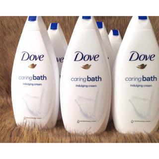 Sữa tắm Dove Caring Bath Indulging Cream