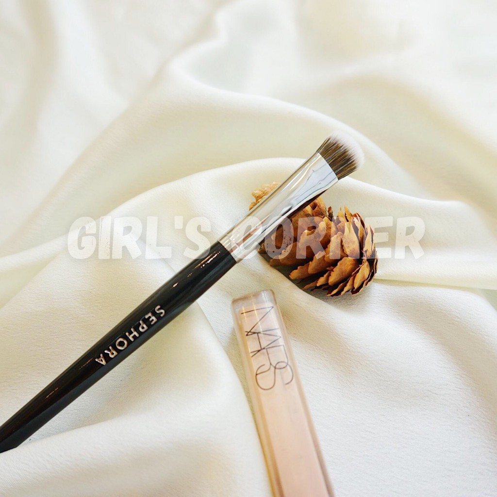 Cọ che khuyết điểm - tán bầu mắt kem Sephora 30 Airbrush Shadow