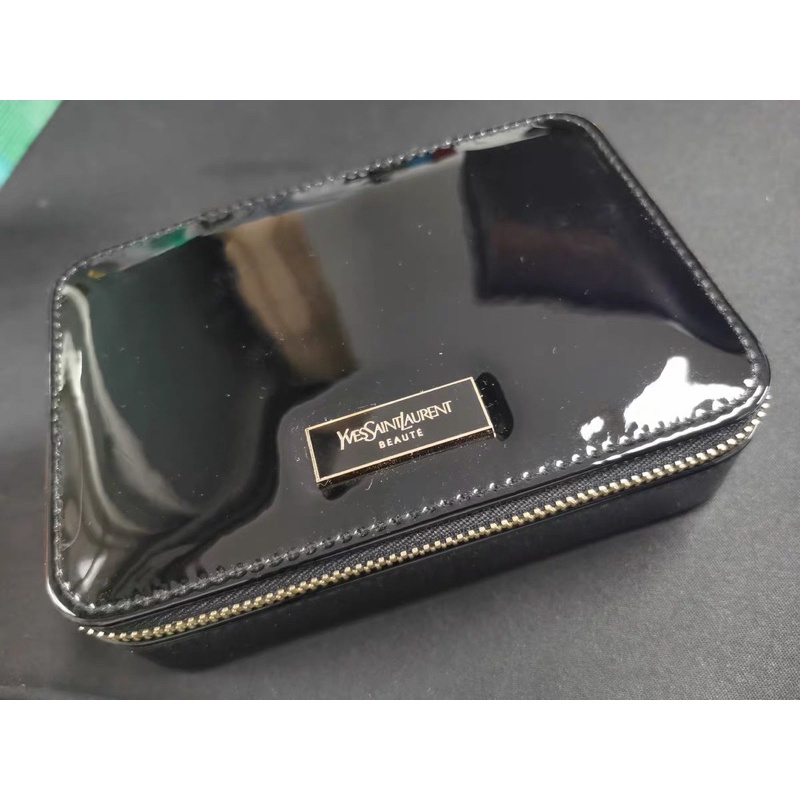 Box Ysl siêu xinh sang xịn mịn có gương