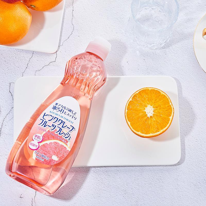 Chai nước rửa bát chén hương bưởi 600ml Rocket Nhật Bản