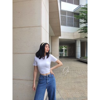 Áo Thun Croptop Ôm Body Cổ Tròn Dáng Basic