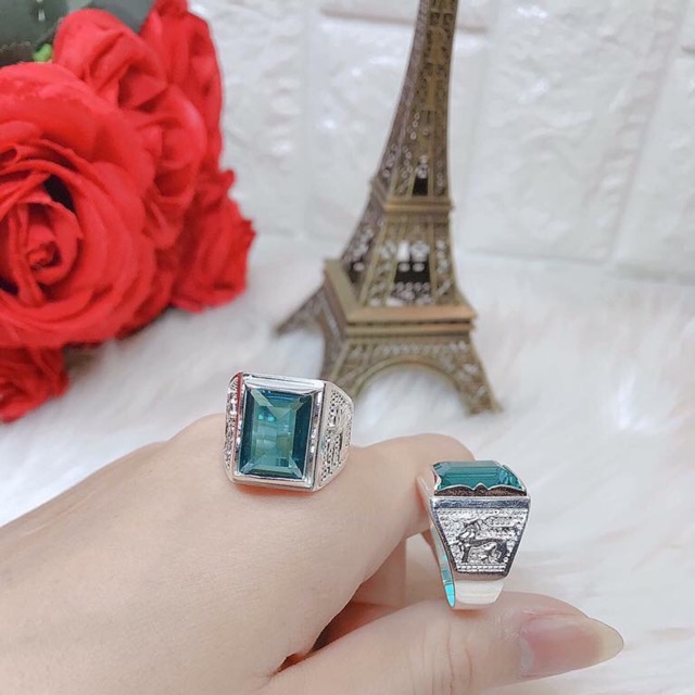 Nhẫn viền rồng đá vuông