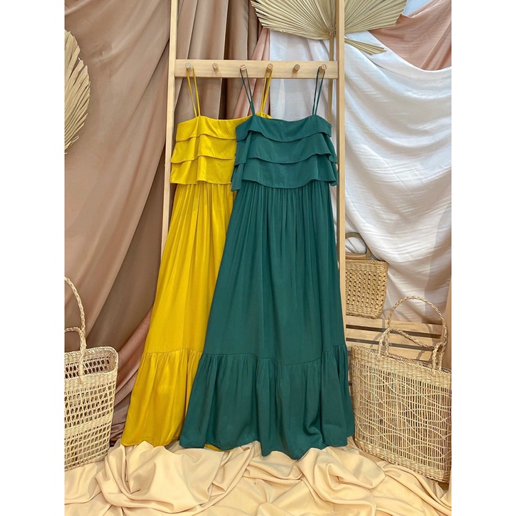 Đầm maxi 2 dây đuôi cá bèo ngực xếp tầng Váy đũi 2s đi biển trendy | BigBuy360 - bigbuy360.vn