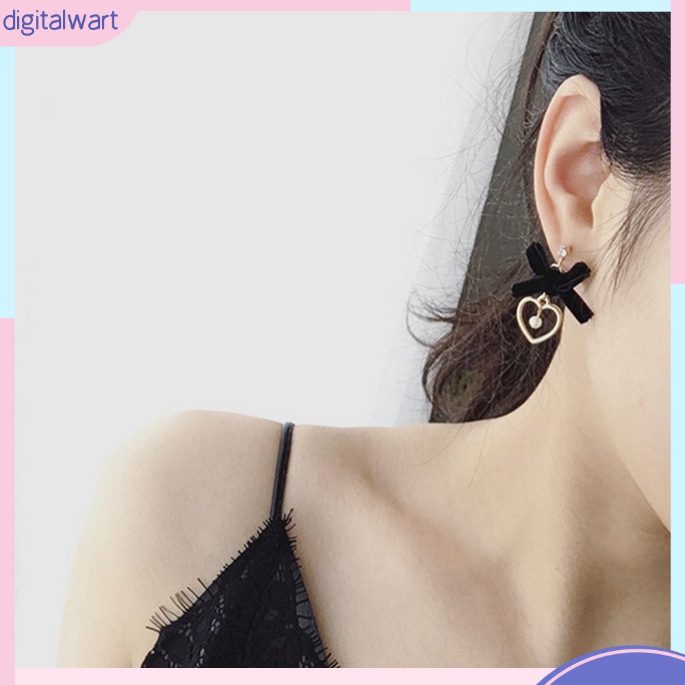 Đôi khuyên tai phối nơ và trái tim rỗng thời trang cho nữ
