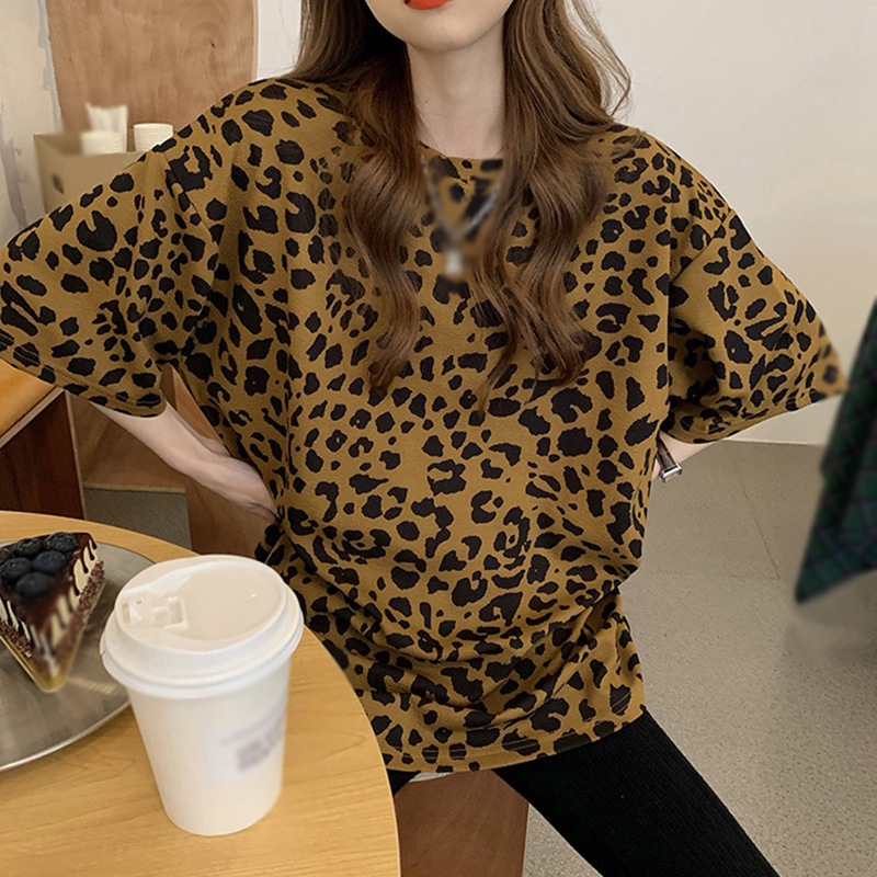 Áo Thun Nữ Ngắn Tay Họa Tiết Da Báo Thời Trang