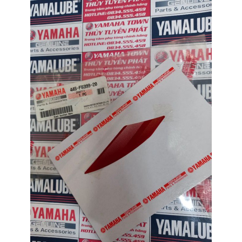 Tem (xe đỏ 0918) Yamaha chính hãng Luvias