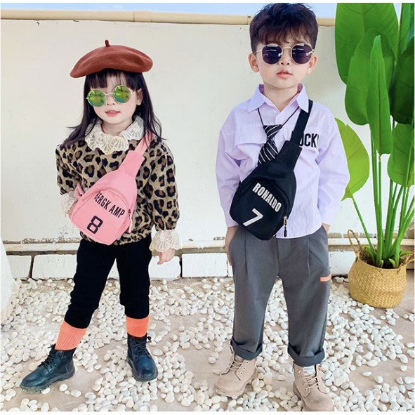 Túi bao tử thời trang túi đeo chéo in số bóng đá cho bé trai bé gái