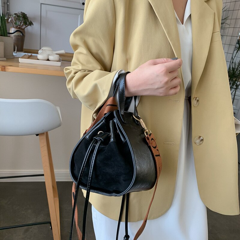 Túi Xách JASMIN NOIR Cho Nữ Hình Oval Thời Trang Sành Điệu Bằng Da PU