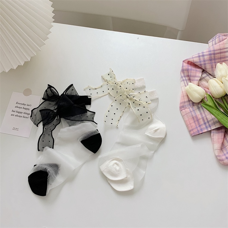 Hàng Mới Về Vớ Lụa Siêu Mỏng Họa Tiết Bướm Lớn Phong Cách Nhật Bản Cho Nữ