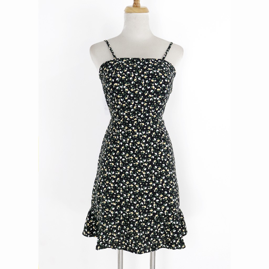 [Mã SKAMSALE06 giảm 10% tối đa 100K đơn 150K] Đầm 2 dây hoa nhí xinh xắn, dễ thương Rolisa RD063 Màu đen