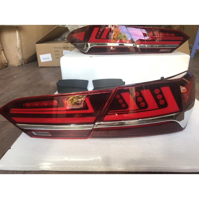 Đèn led hậu Xe Toyota Camry nâng mẫu Lexus Es  Lắp đời   2019 đến 2022 Hàng Cắm giắc