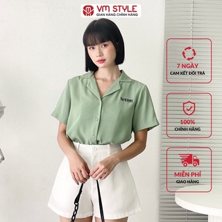 Áo sơ mi nữ cổ vest cộc tay VMSTYLE thiết kế suông thêu chữ - 22SU052X0801