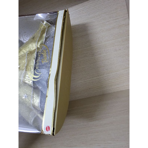 Búp bê barbie Celebration Special 2000 Edition