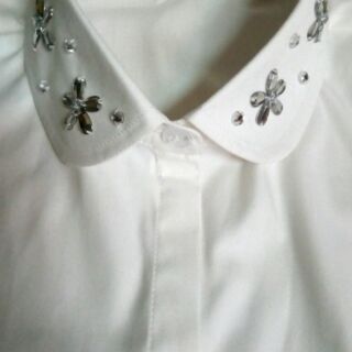 Cổ sơ mi đính đá