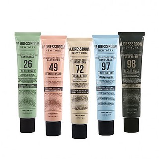 Kem dưỡng da tay W.Dressroom Moisturizing Perfume Hand Cream