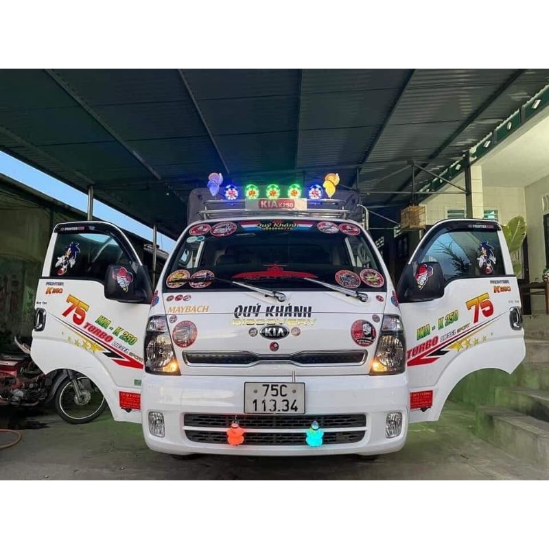 Đèn nóc THÁI 12V/24v dùng chung.