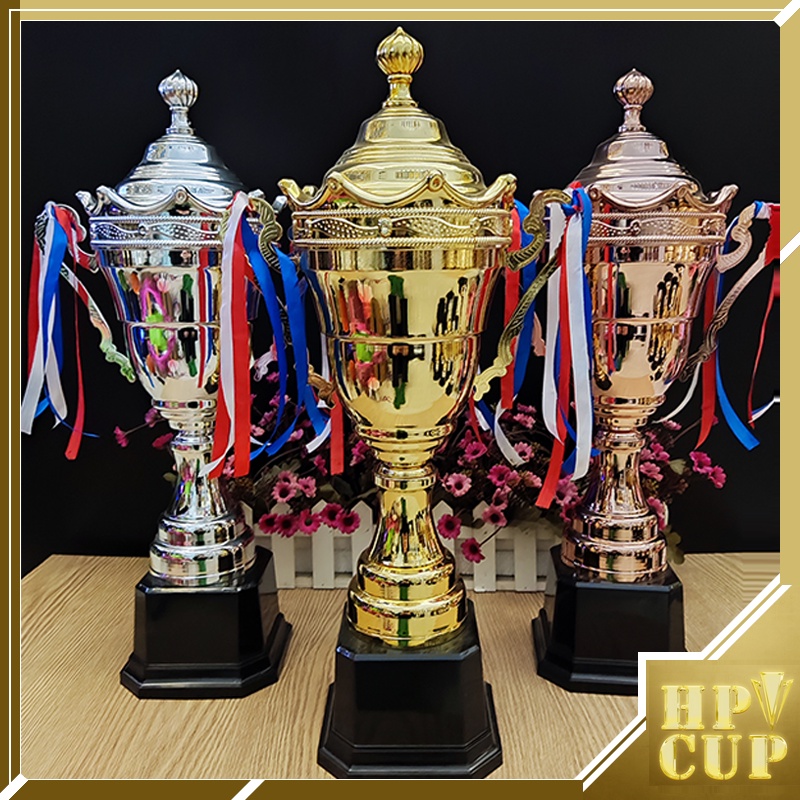 Cúp Thể Thao Bóng Đá Huy Chương Vàng Cờ Lưu Niệm CUP PHA LÊ Quà Tặng Vinh Danh B1A