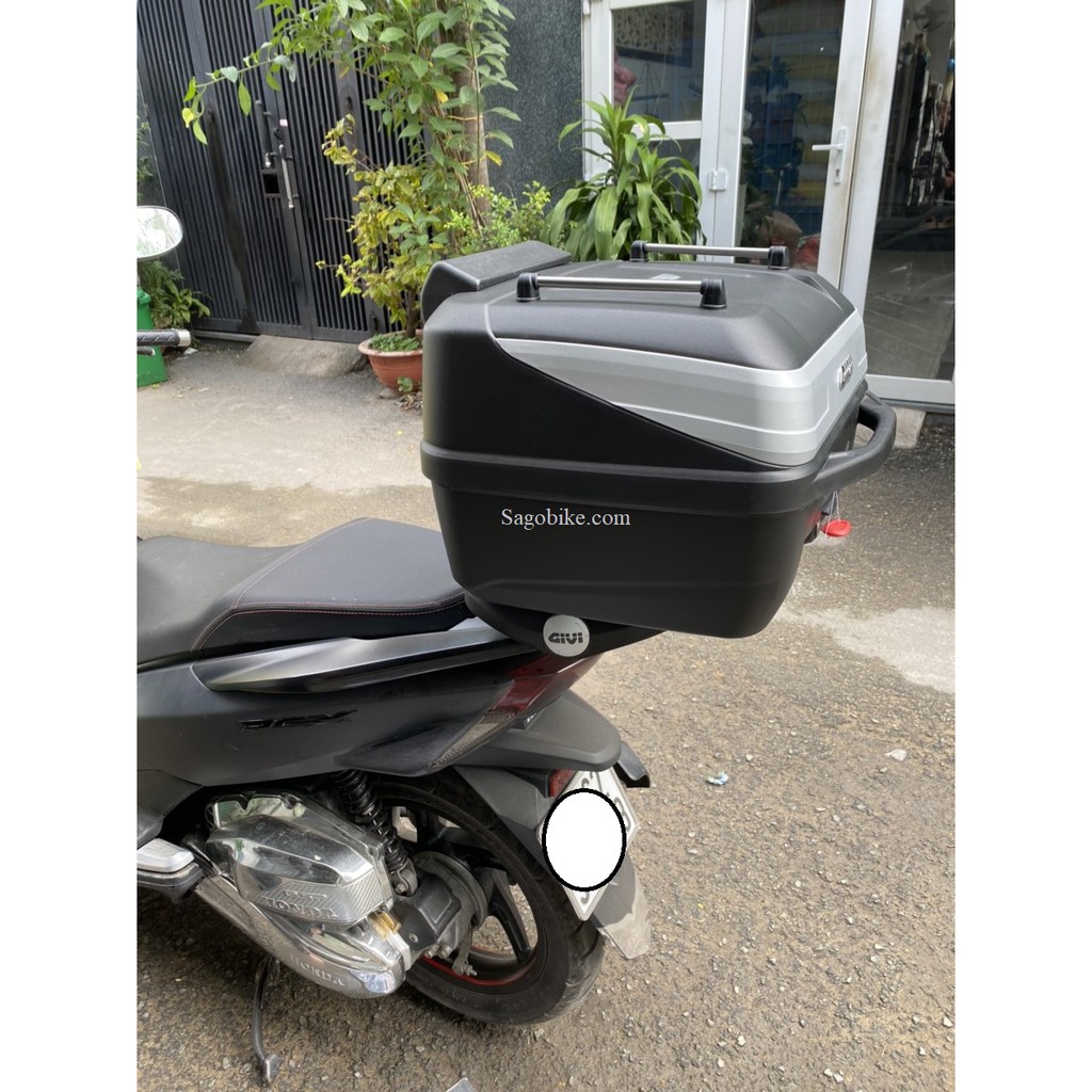 Thùng xe PCX mẫu B32N_ADV và baga SRV_PCX hàng Givi chính hãng, bảo hành 2 năm