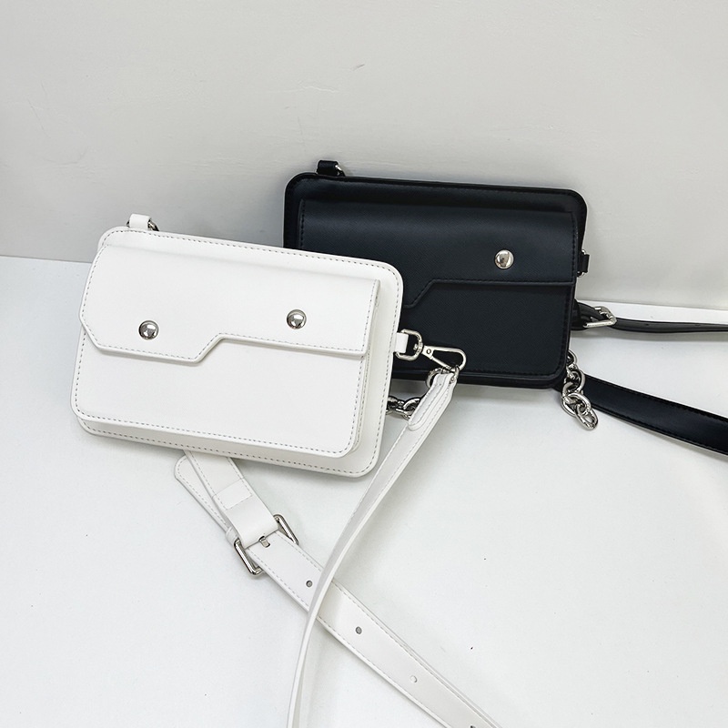 Túi Xách Đeo Dưới Cánh Tay Dáng Vuông Nhỏ Phối Dây Xích Thời Trang Cho Nữ