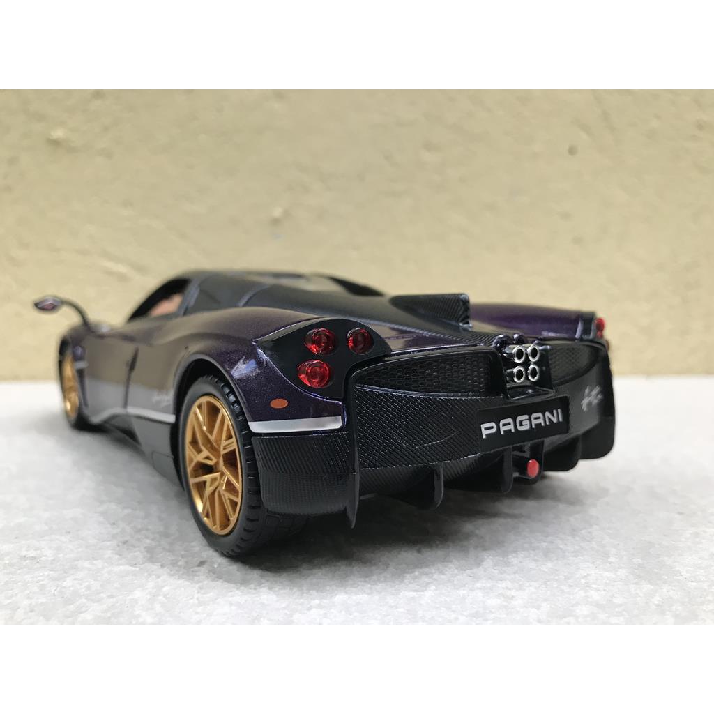 Mô hình xe PAGANI Huayra 1:24