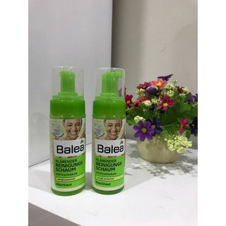 Sữa rửa mặt dạng bọt Balea