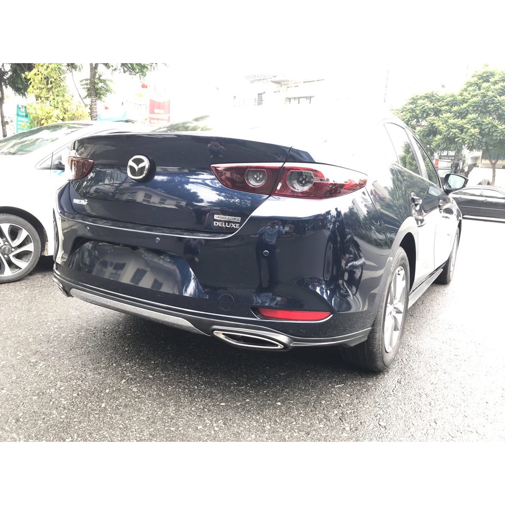 lip chia pô Mazda 3 2020