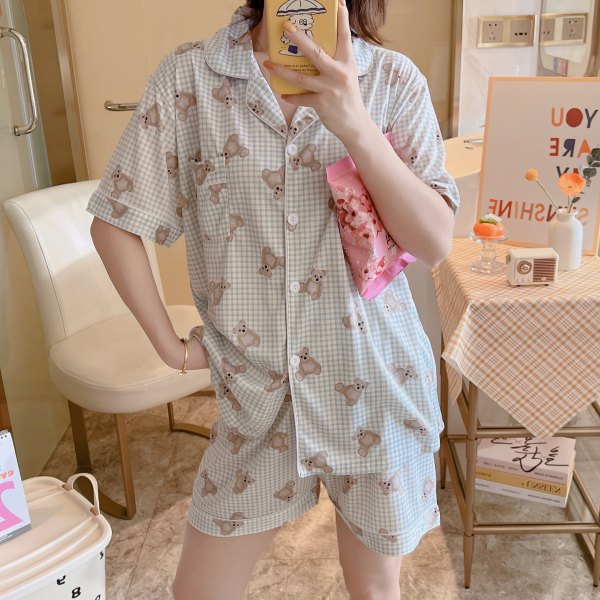 Bộ đồ ngủ ngắn tay in hình gấu xinh xắn