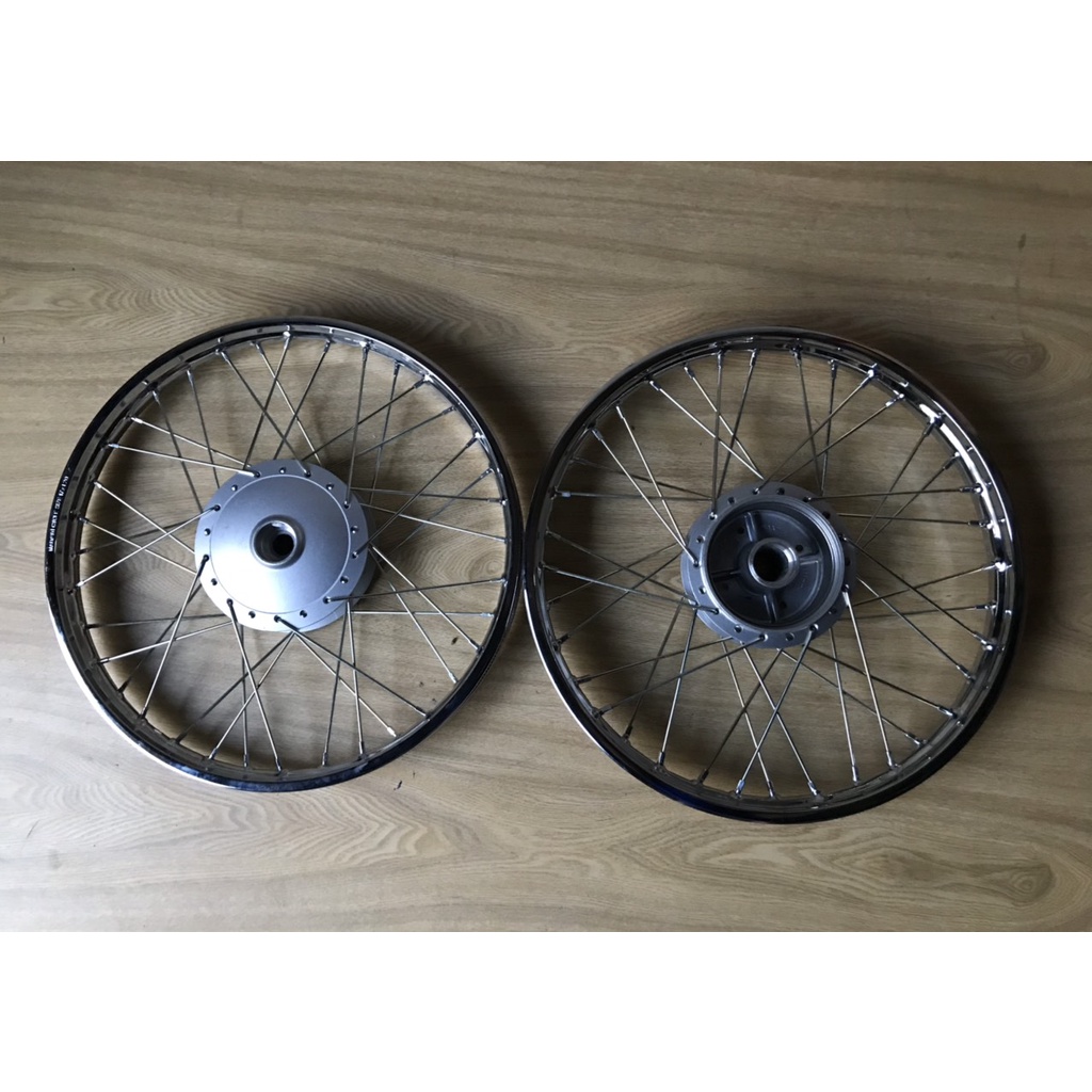 BỘ CĂM ĐÙM NIỀNG SẮT CHO TẤT CẢ XE ĐÙM ĐĨA HONDA DREAM WAVE FUTURE RSX BLADE..LÊN ZIN THEO XE KHÔNG CHẾ CHÁO