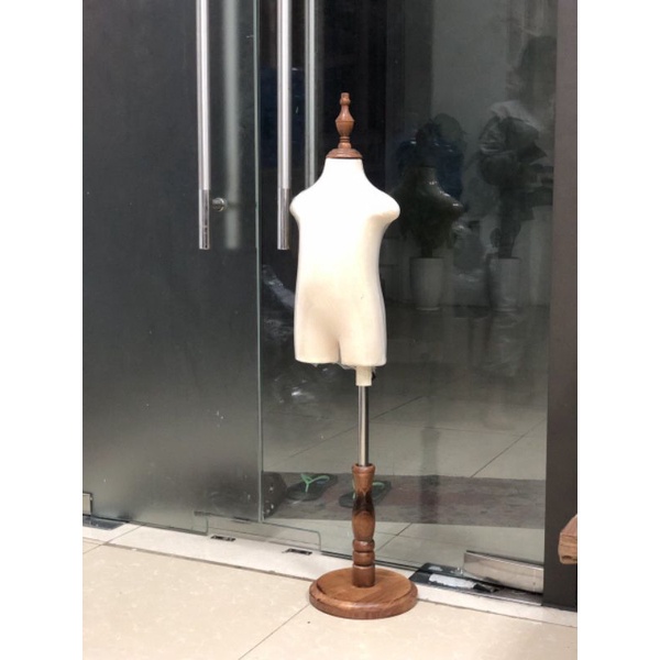 Manơcanh gỗ trẻ em-manocanh  vải cho shop thời trang