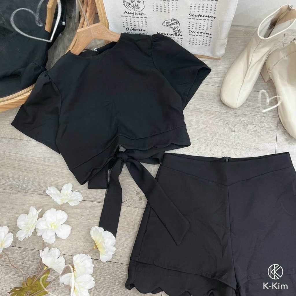 Sét bộ đùi áo cổ tròn tay ngắn cột nơ lưng phối quần lai bèo thời trang nữ duyên dáng phù hợp mọi phong cách