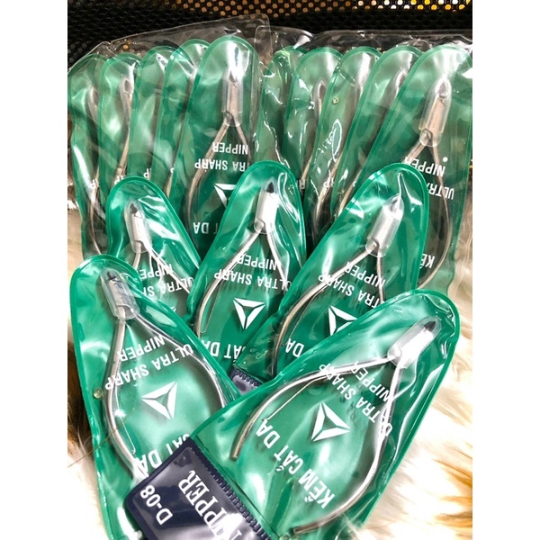 Kìm nhặt da Vina ,ngọc 9999 bạc siêu bén mũi bán nguyệt Và vuông