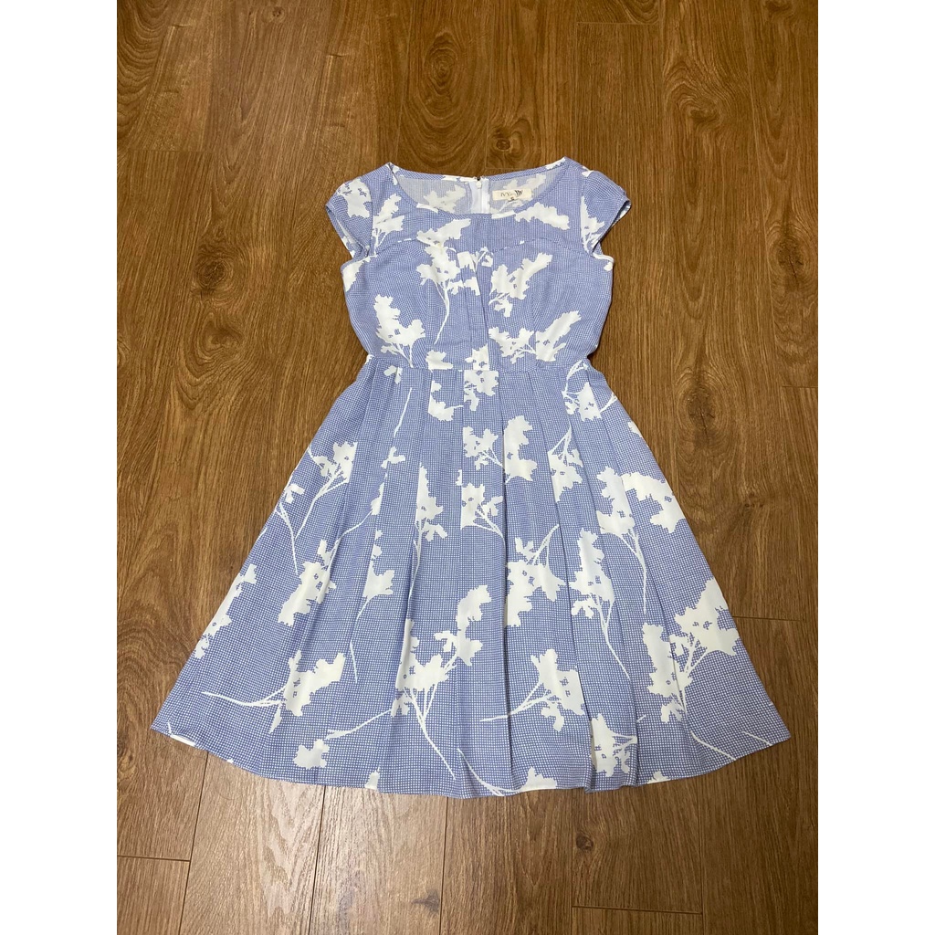 Váy ivy size S, rất mới