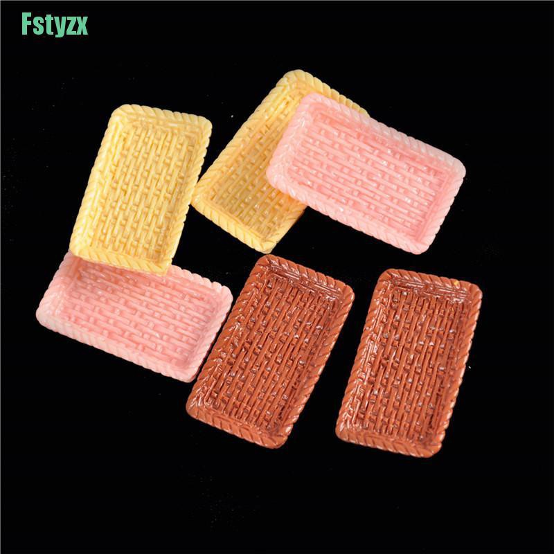 fstyzx 2Pcs Dollhouse Miniature Dinner Plate Dishes Kitchen Mini Food Plates Tableware