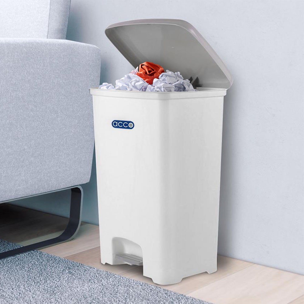 HomeBase ACCO Thùng rác bằng nhựa hình vuông có bàn đạp CHIC329 42L Thái Lan W40xH57xD30cm màu trắng/xám